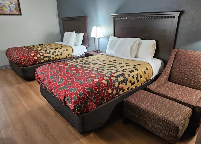 Econo Lodge Biltmore